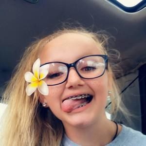 Meet your Posher, Savannah